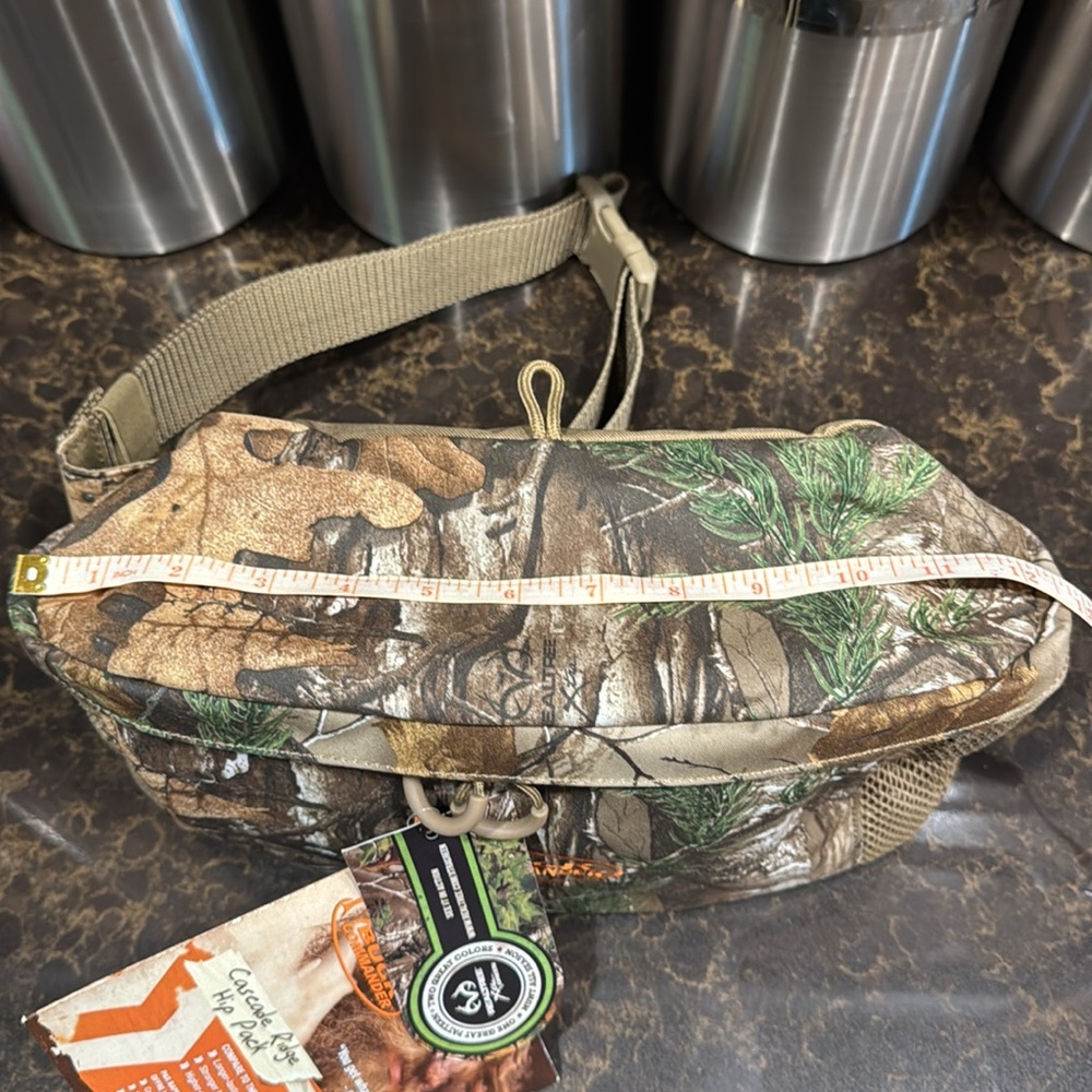 Buck Commander Cascade Ridge Realtree Camo Hip Pack!  NWT! - Picture 6 of 12